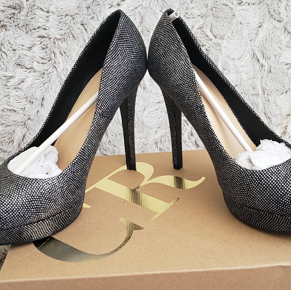 ⛔️Gone to Goodwill!⛔️ NWT CR Heels - Picture 3 of 5